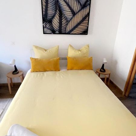 Chambre Provencale Arles Buitenkant foto